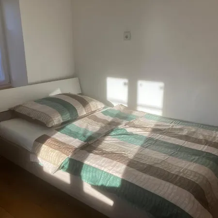 Apartament Ferienwohnung Weissenstein *