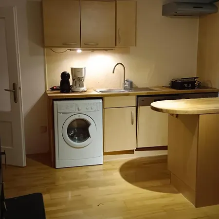 Ferienwohnung Weissenstein 아파트 *